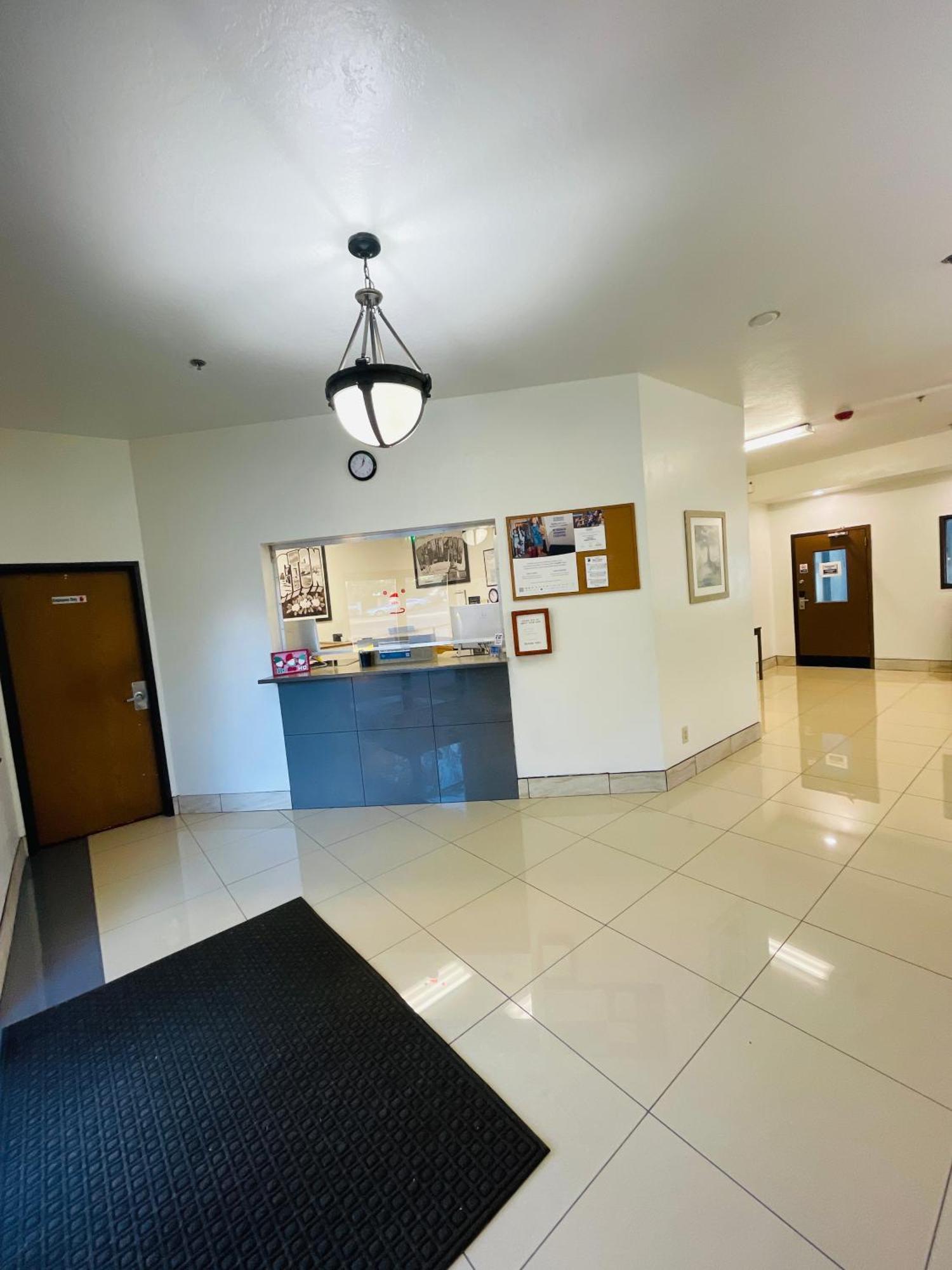 Super 8 By Wyndham Lacey Olympia Area Luaran gambar