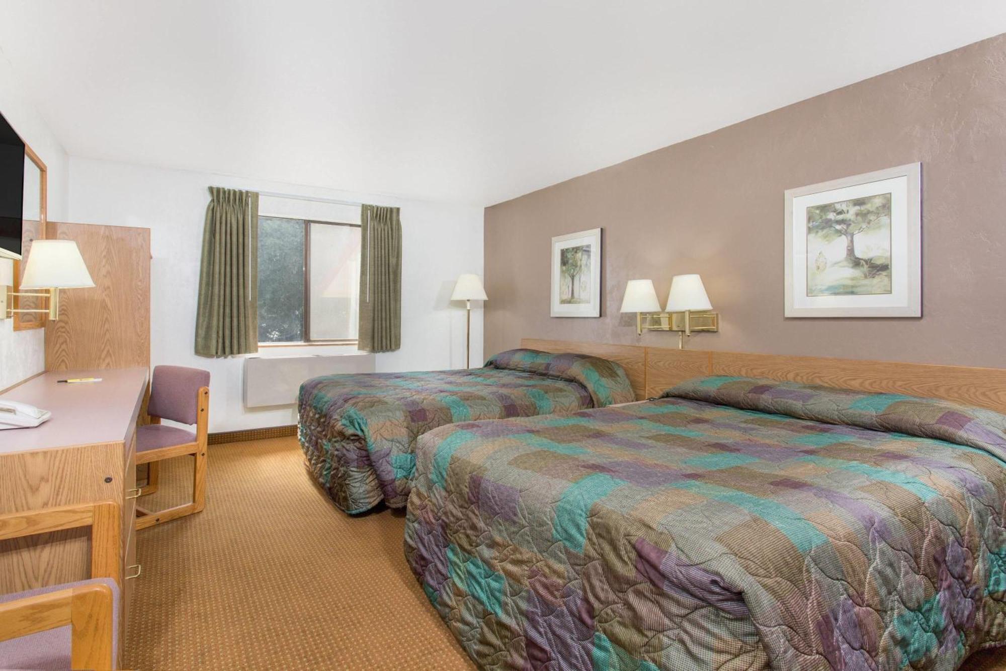 Super 8 By Wyndham Lacey Olympia Area Luaran gambar