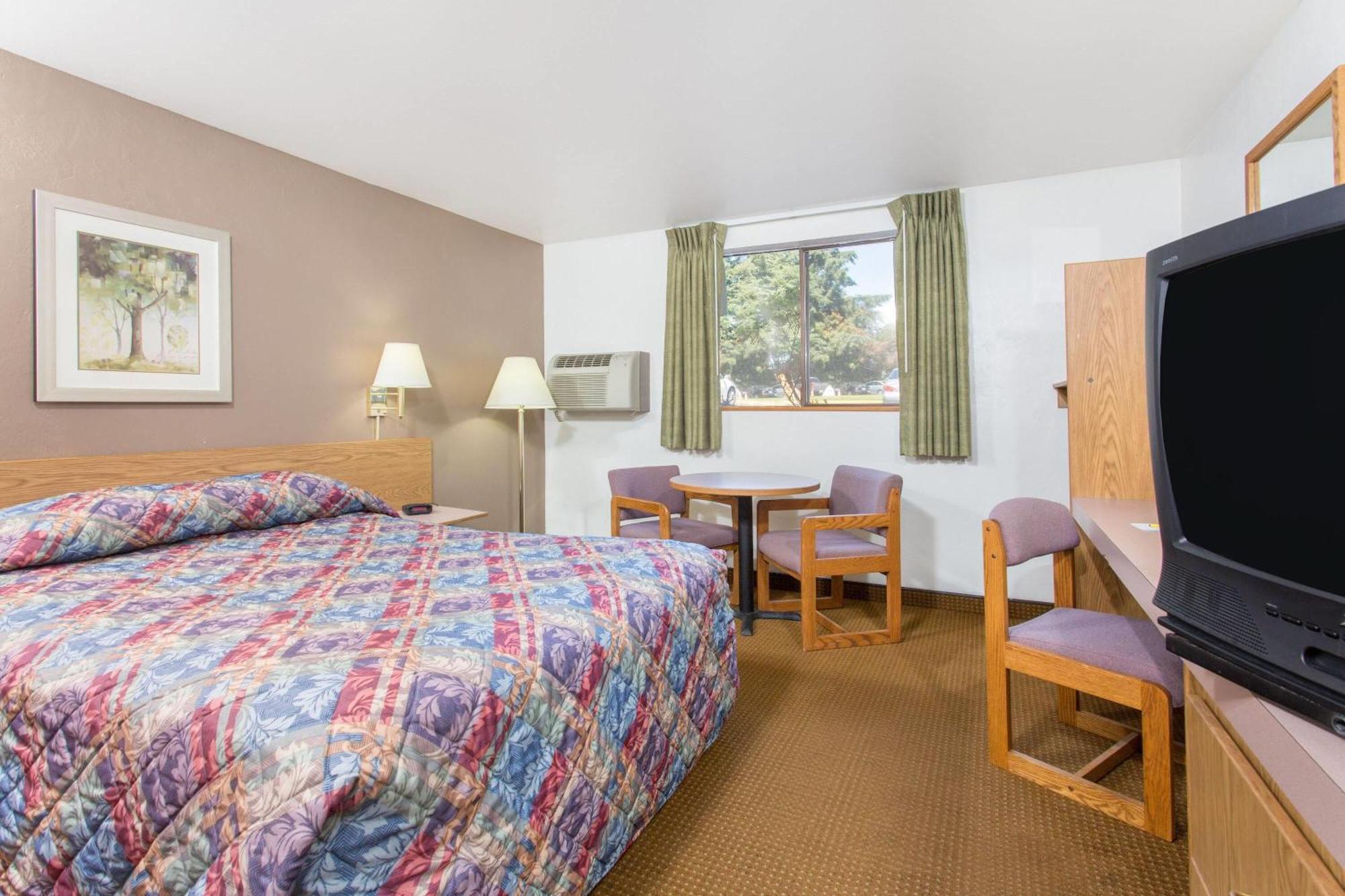 Super 8 By Wyndham Lacey Olympia Area Luaran gambar
